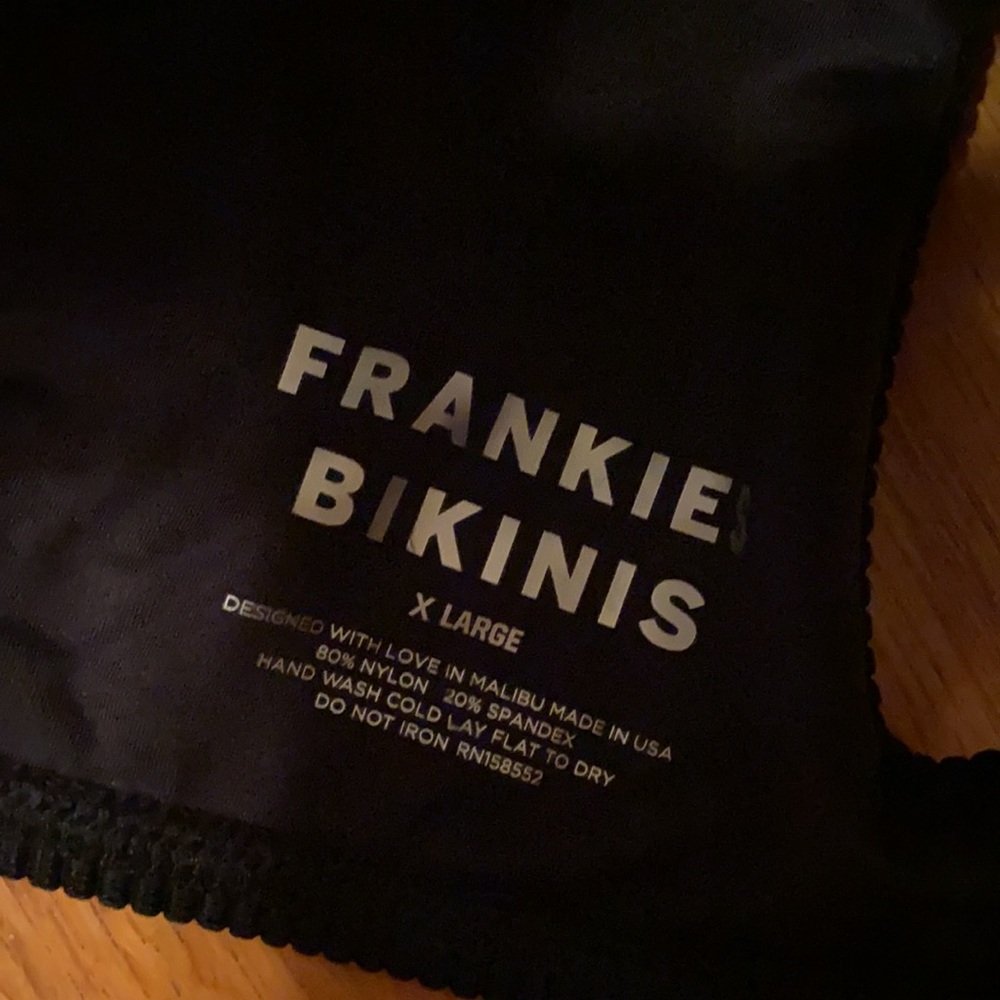 Frankies cole bikini top - Picture 2 of 3